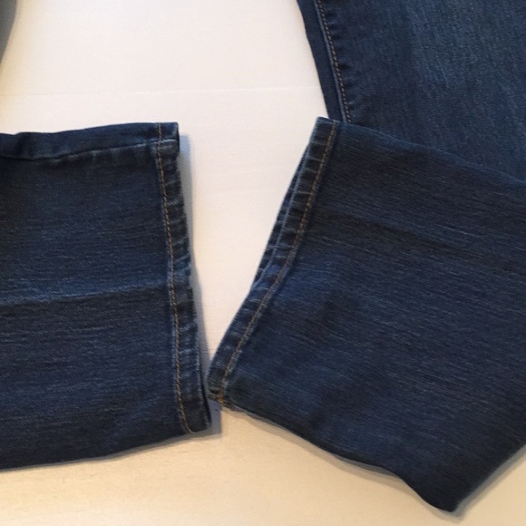 Eddie Bauer Bootcut Jeans Size 6 / 28 - Picture 2 of 4